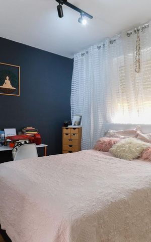 Apartamento à venda com 98m², 3 quartos e 2 vagas Apartamento à venda com 98m², 3 quartos e 2 vagasSuíte