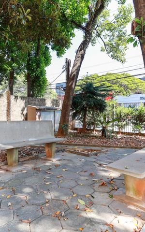 Apartamento à venda com 98m², 3 quartos e 2 vagas Apartamento à venda com 98m², 3 quartos e 2 vagasÁrea comum - Praça de covivência