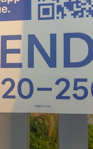 Apartamento à venda com 65m², 2 quartos e 1 vaga Apartamento à venda com 65m², 2 quartos e 1 vagaPlaca