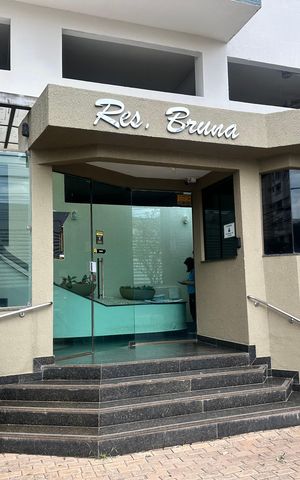 Apartamento para alugar com 108m², 4 quartos e 1 vaga
