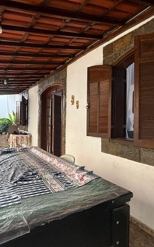 Casa à venda com 360m², 3 quartos e 4 vagas