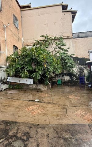 Casa à venda com 360m², 3 quartos e 4 vagas