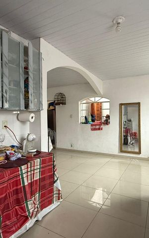 Casa à venda com 360m², 3 quartos e 4 vagas