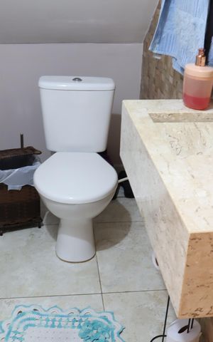 Casa à venda com 172m², 3 quartos e 3 vagasLavabo