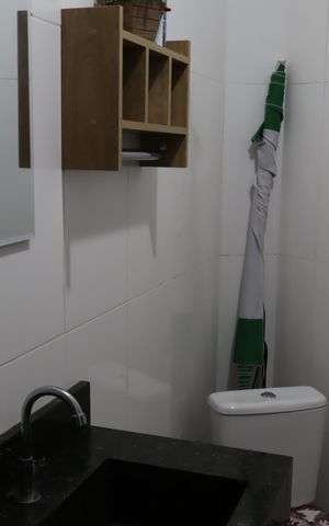 Casa à venda com 172m², 3 quartos e 3 vagasBanheiro de serviço
