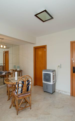 Apartamento à venda com 200m², 3 quartos e 4 vagas Apartamento à venda com 200m², 3 quartos e 4 vagasSALA