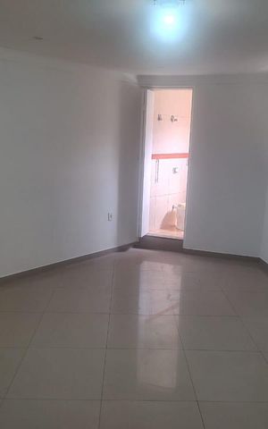 Casa para alugar com 180m², 2 quartos e 1 vaga Casa para alugar com 180m², 2 quartos e 1 vagaQuarto