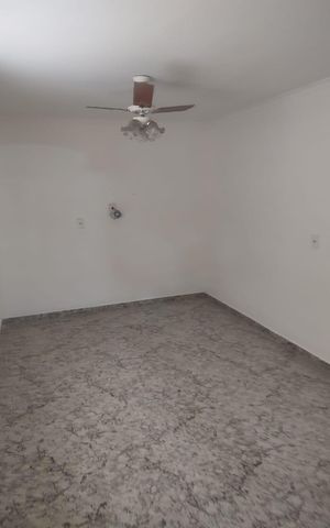Casa para alugar com 180m², 2 quartos e 1 vaga Casa para alugar com 180m², 2 quartos e 1 vagaSala