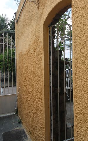 Casa à venda com 360m², 4 quartos e 2 vagasEntrada em apartado 