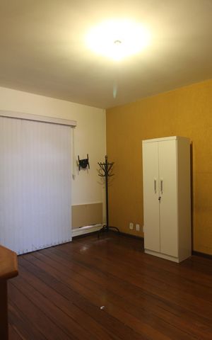 Casa à venda com 360m², 4 quartos e 2 vagasSuíte 2