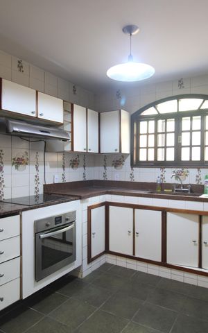 Casa à venda com 360m², 4 quartos e 2 vagasCozinha