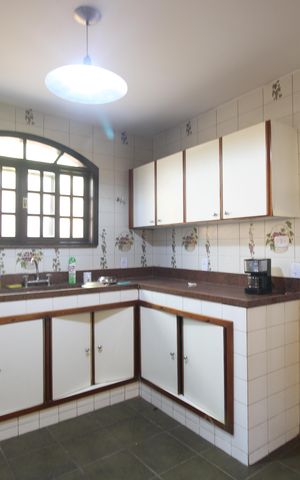 Casa à venda com 360m², 4 quartos e 2 vagasCozinha