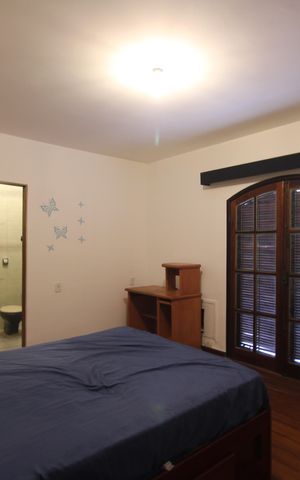 Casa à venda com 360m², 4 quartos e 2 vagasSuíte 1