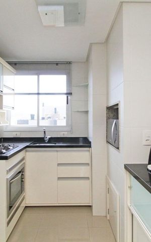 Apartamento para alugar com 72m², 2 quartos e 2 vagasCozinha