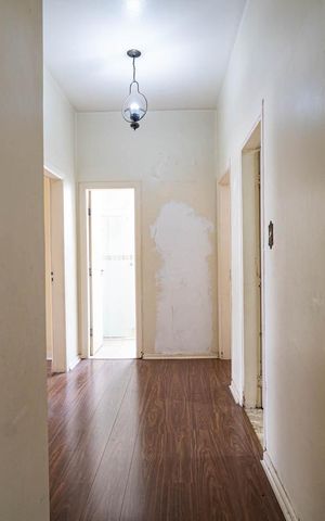 Apartamento à venda com 192m², 4 quartos e sem vaga Apartamento à venda com 192m², 4 quartos e sem vagaSala