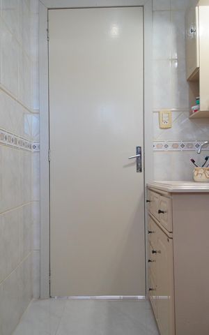 Apartamento à venda com 67m², 2 quartos e sem vagaBanheiro