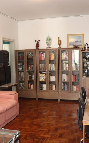 Apartamento à venda com 105m², 2 quartos e sem vagaSala