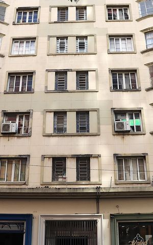 Apartamento à venda com 105m², 2 quartos e sem vagaFachada