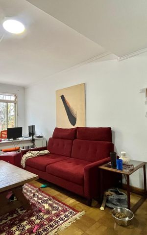 Casa à venda com 134m², 3 quartos e 3 vagas Casa à venda com 134m², 3 quartos e 3 vagasSala