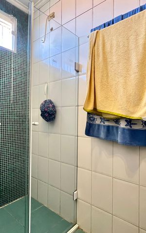 Casa à venda com 134m², 3 quartos e 3 vagas Casa à venda com 134m², 3 quartos e 3 vagasBanheiro