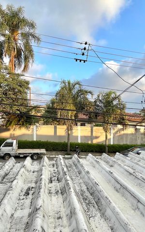 Casa à venda com 134m², 3 quartos e 3 vagas Casa à venda com 134m², 3 quartos e 3 vagasVista da Sala