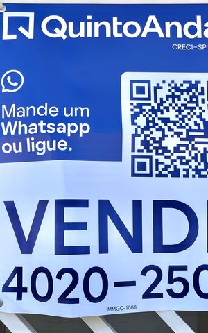 Casa à venda com 134m², 3 quartos e 3 vagas Casa à venda com 134m², 3 quartos e 3 vagasPlaquinha instalada
