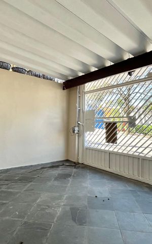 Casa à venda com 134m², 3 quartos e 3 vagas Casa à venda com 134m², 3 quartos e 3 vagasGaragem