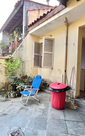 Casa à venda com 134m², 3 quartos e 3 vagas Casa à venda com 134m², 3 quartos e 3 vagasQuintal
