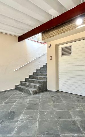 Casa à venda com 134m², 3 quartos e 3 vagas Casa à venda com 134m², 3 quartos e 3 vagasGaragem