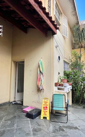 Casa à venda com 134m², 3 quartos e 3 vagas Casa à venda com 134m², 3 quartos e 3 vagasQuintal
