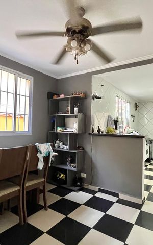 Casa à venda com 134m², 3 quartos e 3 vagas Casa à venda com 134m², 3 quartos e 3 vagasCozinha
