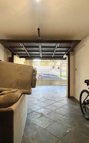 Casa à venda com 134m², 3 quartos e 3 vagas Casa à venda com 134m², 3 quartos e 3 vagasGaragem