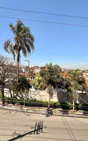 Casa à venda com 134m², 3 quartos e 3 vagas Casa à venda com 134m², 3 quartos e 3 vagasVista do Quarto 1