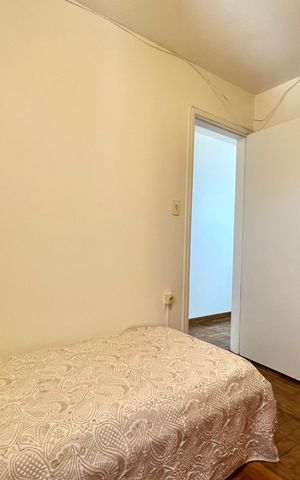 Casa à venda com 134m², 3 quartos e 3 vagas Casa à venda com 134m², 3 quartos e 3 vagasQuarto 3