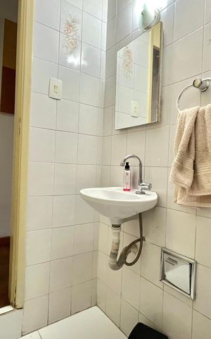 Casa à venda com 134m², 3 quartos e 3 vagas Casa à venda com 134m², 3 quartos e 3 vagasLavabo