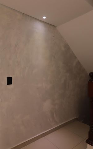 Casa à venda com 250m², 3 quartos e 3 vagasCorredor do primeiro piso
