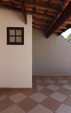 Casa à venda com 250m², 3 quartos e 3 vagasÁrea de Serviço
