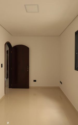 Casa à venda com 250m², 3 quartos e 3 vagasQuarto