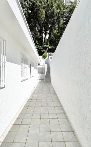Casa à venda com 150m², 4 quartos e 3 vagas Casa à venda com 150m², 4 quartos e 3 vagasQuintal