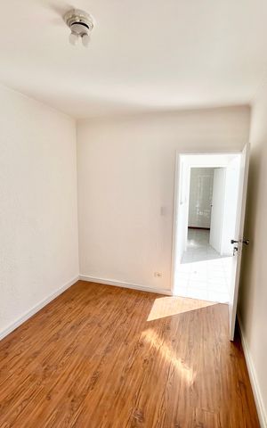 Casa à venda com 150m², 4 quartos e 3 vagas Casa à venda com 150m², 4 quartos e 3 vagasQuarto de Serviço