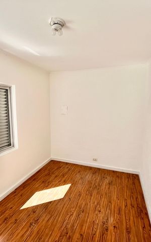 Casa à venda com 150m², 4 quartos e 3 vagas Casa à venda com 150m², 4 quartos e 3 vagasQuarto de Serviço