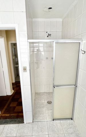 Casa à venda com 150m², 4 quartos e 3 vagas Casa à venda com 150m², 4 quartos e 3 vagasBanheiro social