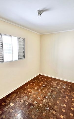 Casa à venda com 150m², 4 quartos e 3 vagas Casa à venda com 150m², 4 quartos e 3 vagasQuarto 1