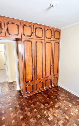 Casa à venda com 150m², 4 quartos e 3 vagas Casa à venda com 150m², 4 quartos e 3 vagasQuarto 2