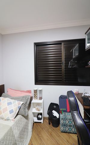 Apartamento à venda com 130m², 3 quartos e 3 vagasQuarto 2