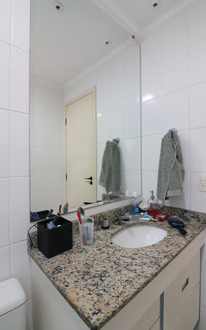 Apartamento à venda com 130m², 3 quartos e 3 vagasQuarto 3 - Suíte Banheiro 