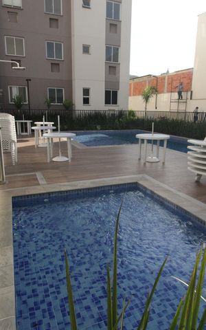 Apartamento à venda com 34m², 1 quarto e sem vagaÁrea comum - Piscina