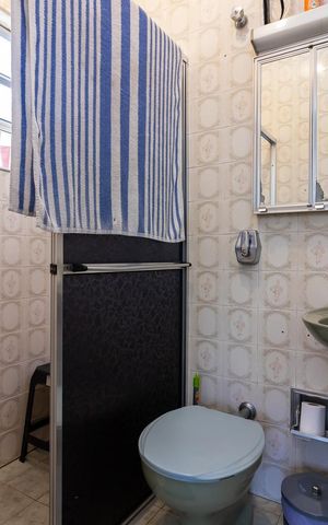 Casa à venda com 210m², 5 quartos e 2 vagasBanheiro da Suíte
