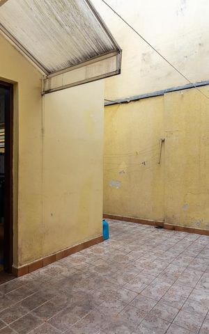 Casa à venda com 210m², 5 quartos e 2 vagasQuintal