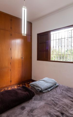 Casa à venda com 210m², 5 quartos e 2 vagasSuíte
